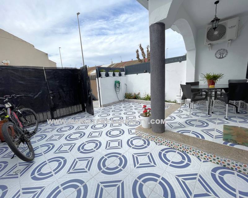 Einfamilienhaus/Doppelhaus - Wohnen - Los Alcázares - Nueva Marbella